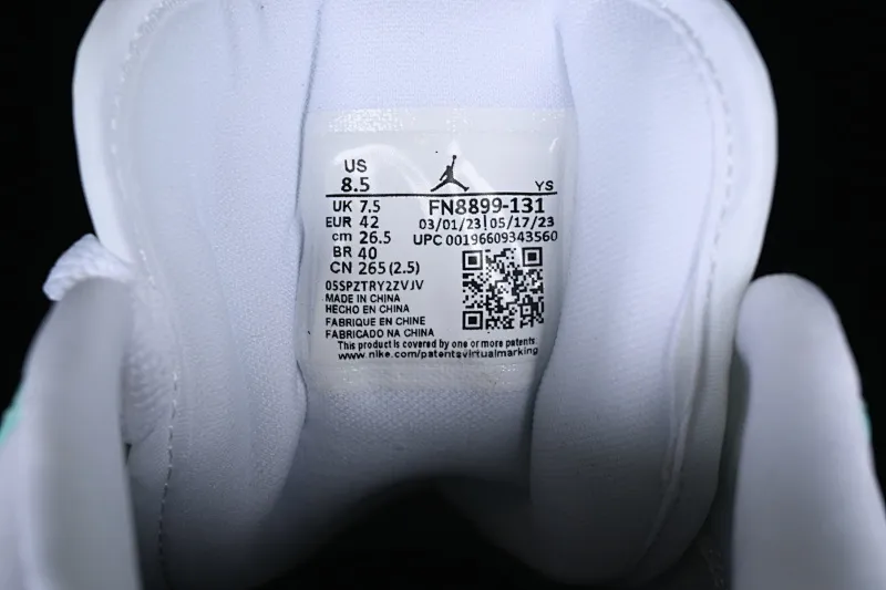 All categories Air Jordan Jordan series basketball shoes Air Jordan 1 Low Z version Air Jordan 1 Low "Emerald Rise" AJ1 Joe 1 white and blue FN8899-131